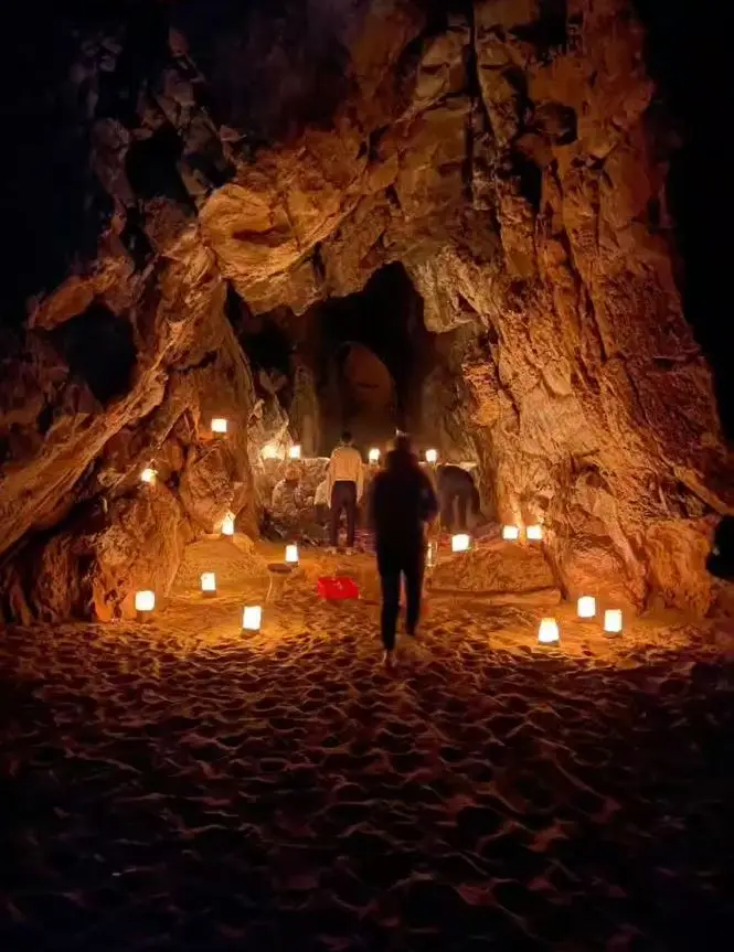 Active live morocco desert dance 2